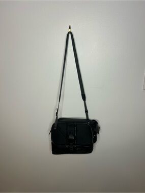 Vintage Sony Crossbody Camera Bag with Buckle Accent❤️9x7x4